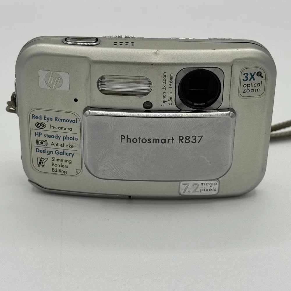 HP Photosmart R837 Digital Camera Silver 7.2MP 3x Optical Zoom Fujinon Lens